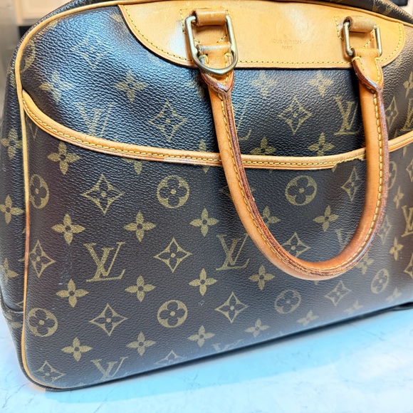 Louis Vuitton Deauville - Picture 4 of 9